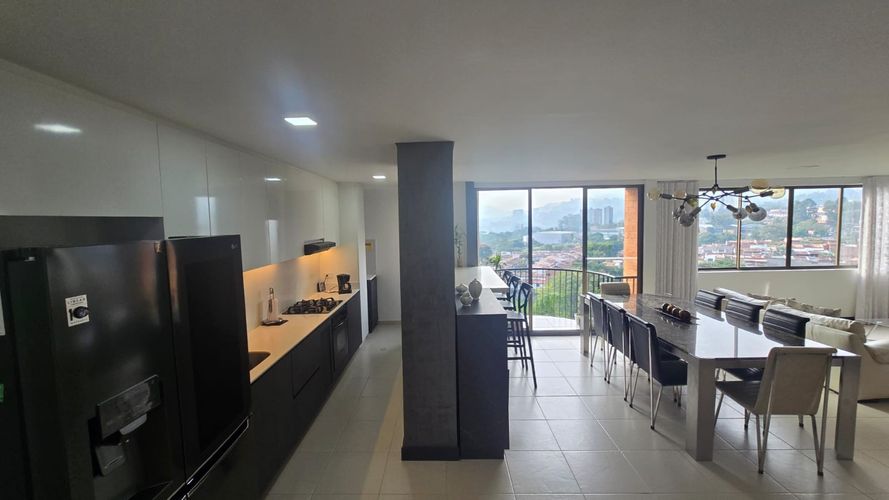 Apartamento en venta en Ditaires, Itagüí · foto 8 de 24