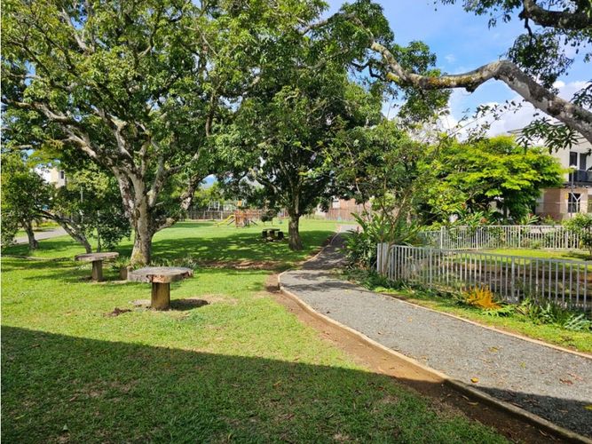 Casa de 5 alcobas en venta en Las Mercedes, Jamundí, 480 m² · foto 16 de 22
