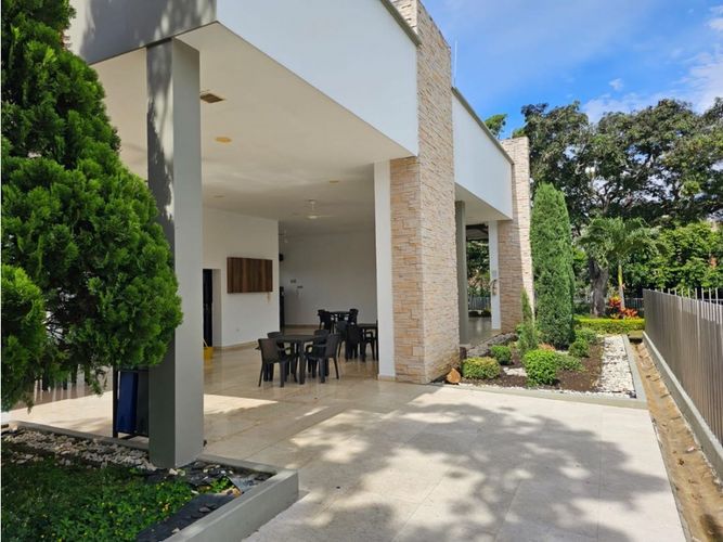Casa de 5 alcobas en venta en Las Mercedes, Jamundí, 480 m² · foto 17 de 22