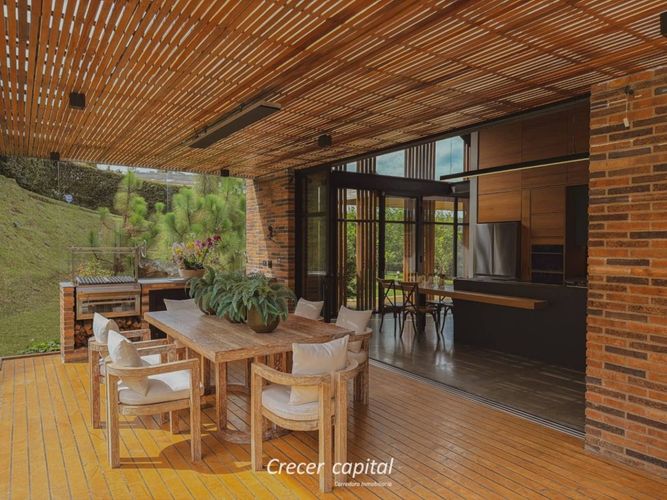 Casa de 3 alcobas en venta en Las Palmas, Envigado, 464 m² · foto 9 de 24