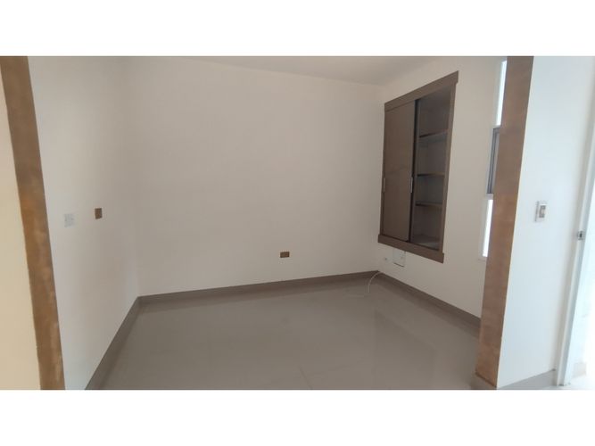 Casa de 3 alcobas en venta en El Castillo, Jamundí, 315 m² · foto 7 de 24