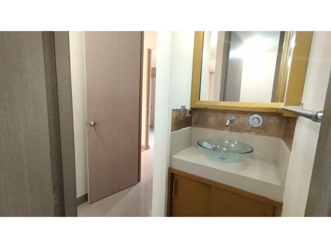 Casa de 3 alcobas en venta en El Castillo, Jamundí, 315 m² · foto 9 de 24