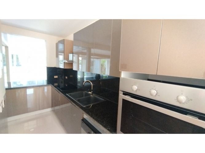 Casa de 3 alcobas en venta en El Castillo, Jamundí, 315 m² · foto 13 de 24
