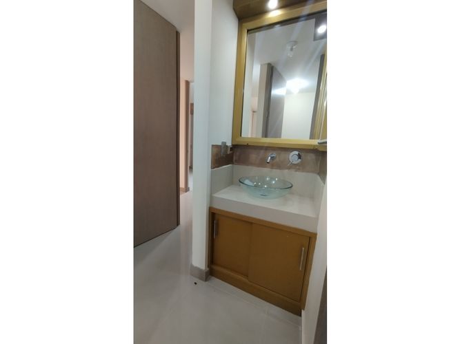 Casa de 3 alcobas en venta en El Castillo, Jamundí, 315 m² · foto 14 de 24