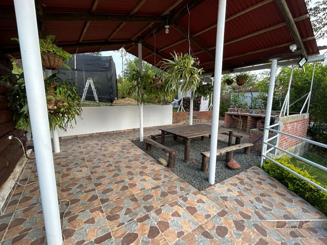 Casa de 5 alcobas en venta en Porerito, Jamundí, 1570 m² · foto 24 de 24