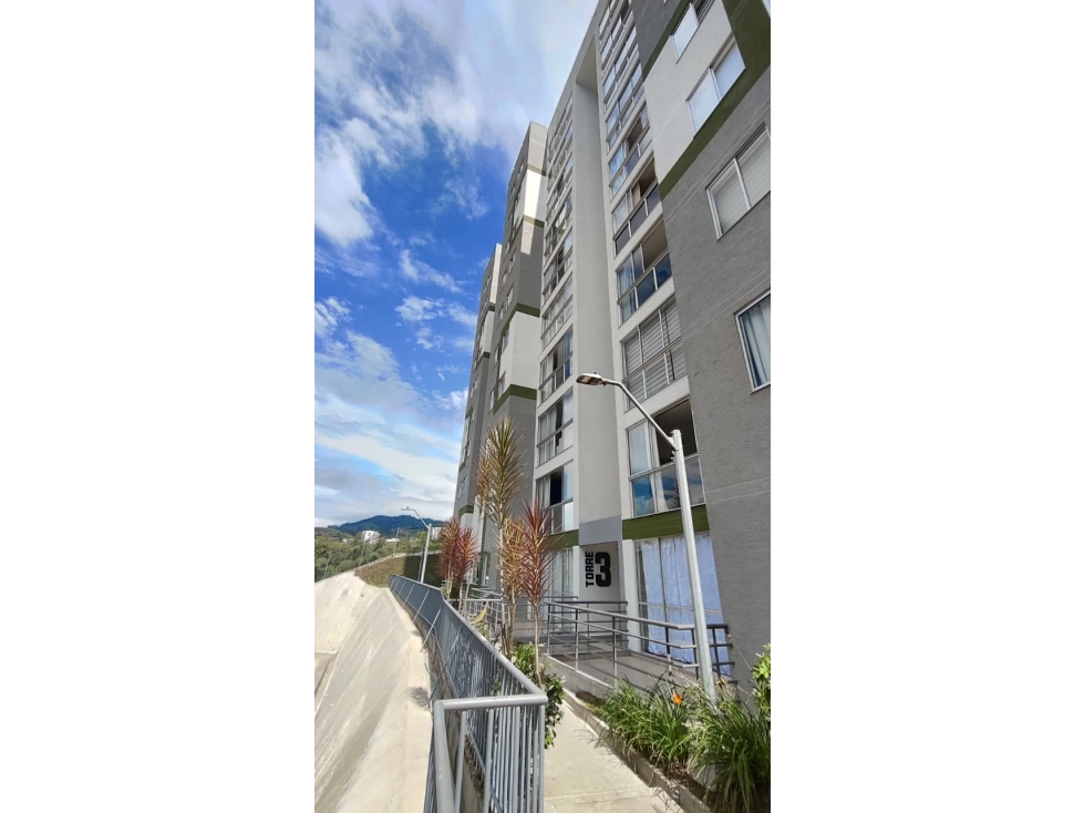 Apartamento en venta en La Pradera, Dosquebradas · foto 2 de 24