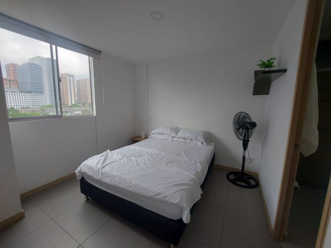 Apartamento de 3 alcobas en arriendo en El Poblado, Medellín, 75 m² · foto 12 de 15