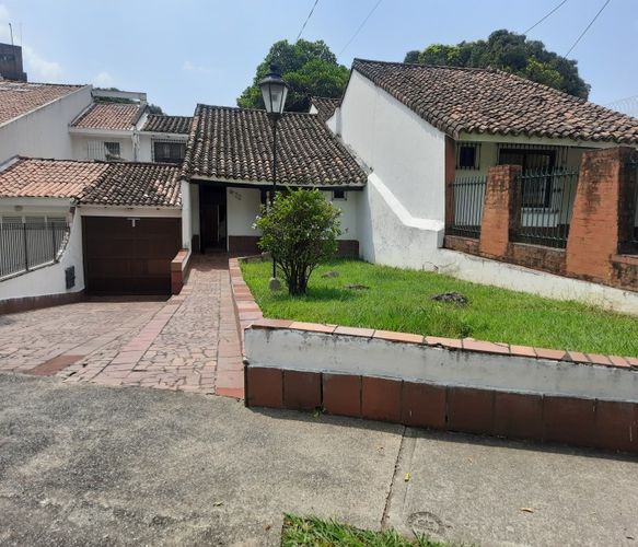 Casa de 4 alcobas en venta en Santa Isabel, Cali, 439 m² · foto 3 de 24