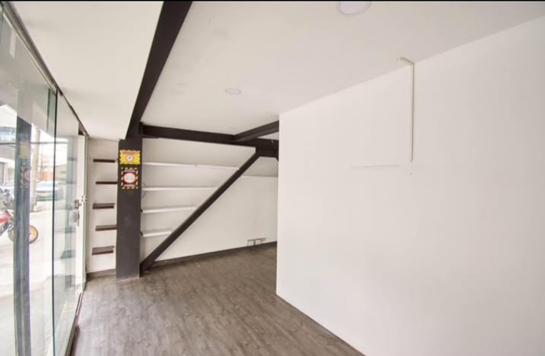 Local en arriendo en Cristo Rey, Medellín, 25 m² · foto 4 de 7