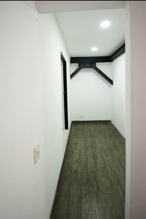 Local en arriendo en Cristo Rey, Medellín, 25 m² · foto 6 de 7