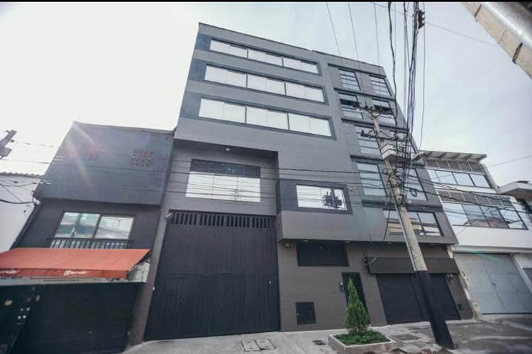 Local en arriendo en Cristo Rey, Medellín, 25 m² · foto 7 de 7