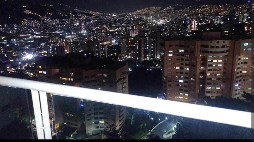 Apartamento de 4 alcobas en venta en Loma De La Doctora, Sabaneta, 120 m² · foto 4 de 15