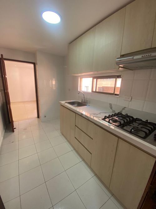 Apartamento de 2 alcobas en venta en Conjunto Residencial El Encanto, Barranquilla, 80 m² · foto 3 de 14