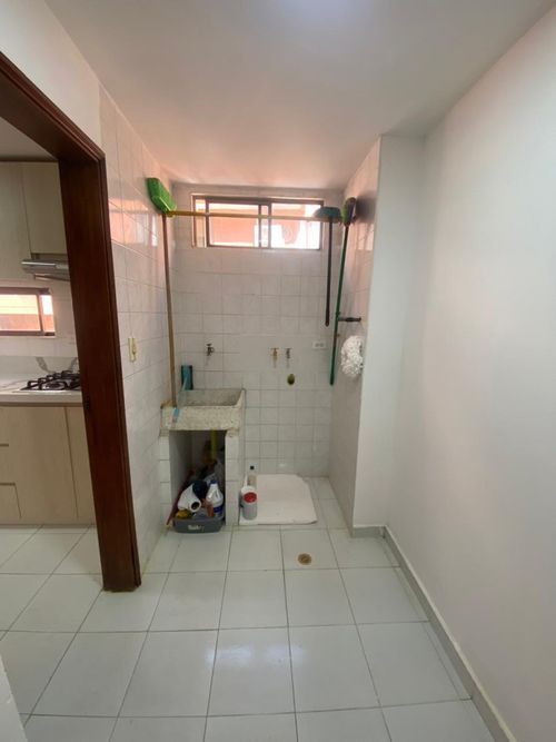 Apartamento de 2 alcobas en venta en Conjunto Residencial El Encanto, Barranquilla, 80 m² · foto 5 de 14