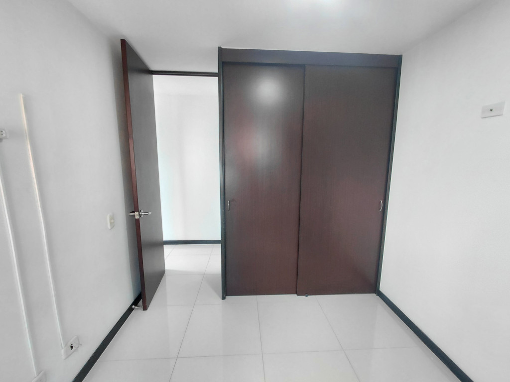 Apartamento en arriendo en El Poblado, Medellín · foto 11 de 20