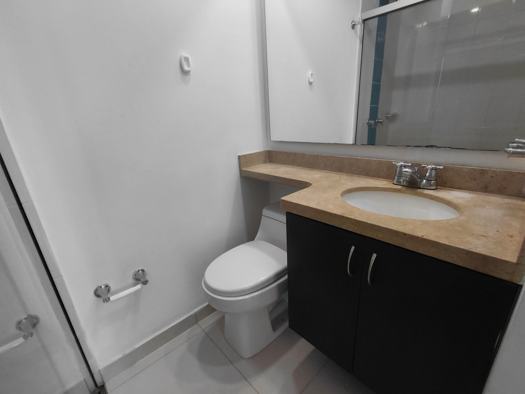 Apartamento en arriendo en El Poblado, Medellín · foto 18 de 20