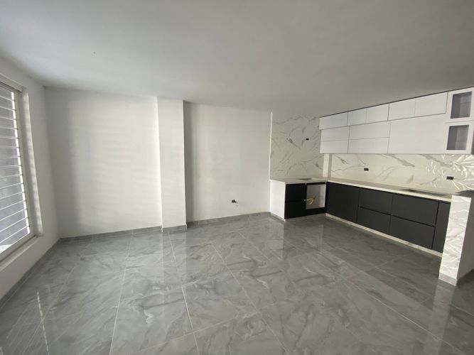 Casa de 5 alcobas en venta en Ciudad 2000, Cali, 250 m² · foto 4 de 24