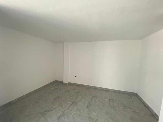 Casa de 5 alcobas en venta en Ciudad 2000, Cali, 250 m² · foto 13 de 24