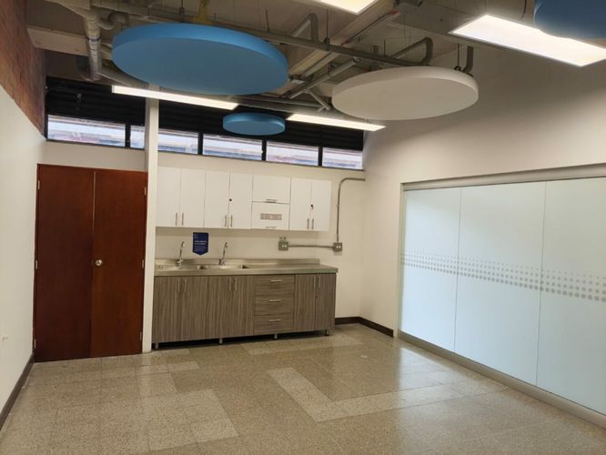 Oficina en arriendo en Shellmar, Medellín, 462 m² · foto 5 de 12