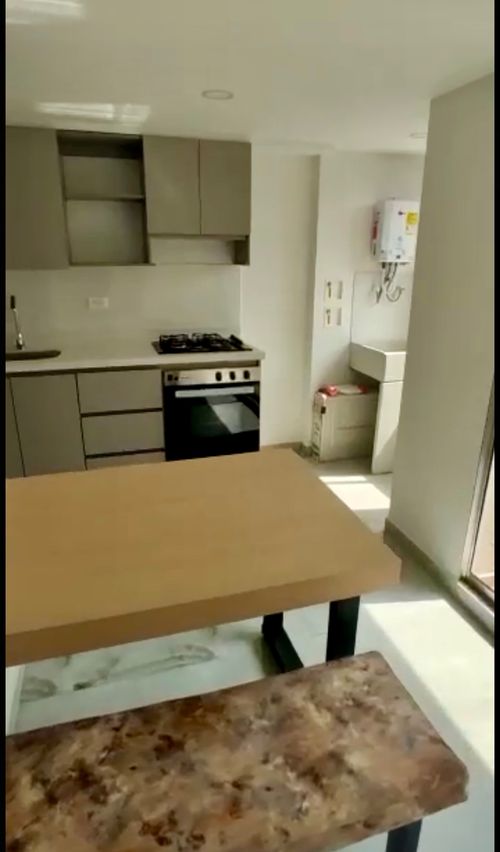 Apartamento de 2 alcobas en arriendo en Las Lomitas, Sabaneta, 60 m² · foto 3 de 18