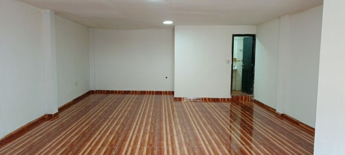 Local en arriendo en Sucre, Cali, 131 m² · foto 2 de 3