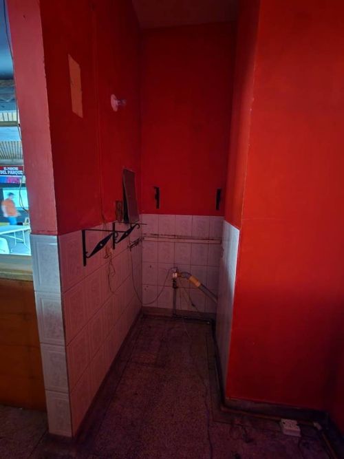 Local en arriendo en Guayaquil, Medellín, 21 m² · foto 4 de 5