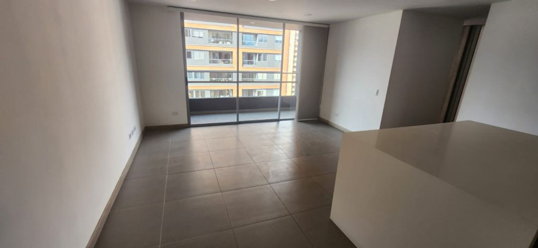 Apartamento de 3 alcobas en arriendo en Villa Carlota, Medellín, 94 m² · foto 4 de 13
