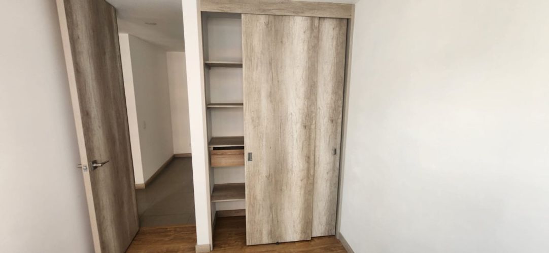 Apartamento de 3 alcobas en arriendo en Villa Carlota, Medellín, 94 m² · foto 7 de 13
