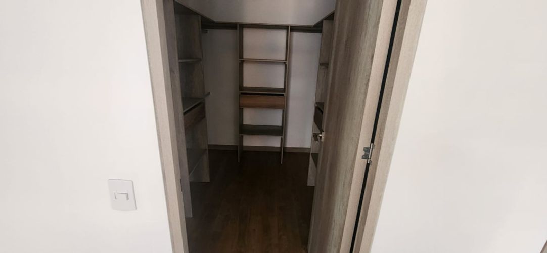Apartamento de 3 alcobas en arriendo en Villa Carlota, Medellín, 94 m² · foto 12 de 13
