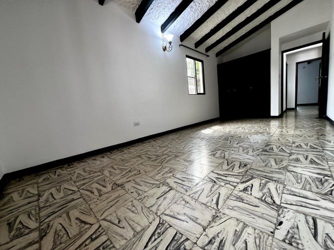 Casa de 4 alcobas en venta en El Refugio, Cali, 273 m² · foto 16 de 24