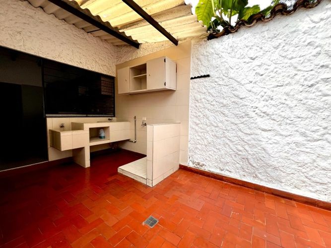 Casa de 4 alcobas en venta en El Refugio, Cali, 273 m² · foto 19 de 24