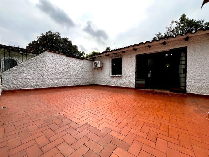 Casa de 4 alcobas en venta en El Refugio, Cali, 273 m² · foto 22 de 24