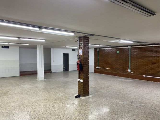 Bodega en arriendo en San Nicolas, Cali, 250 m² · foto 4 de 13