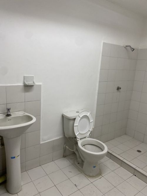 Bodega en arriendo en San Nicolas, Cali, 250 m² · foto 6 de 13