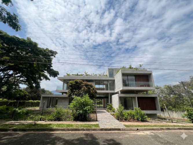 Lote en venta en Pance, Cali, 1652 m² · foto 2 de 5
