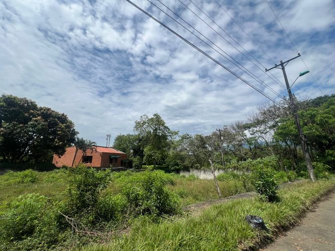 Lote en venta en Pance, Cali, 1652 m² · foto 5 de 5