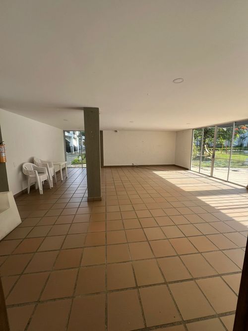 Apartamento de 3 alcobas en venta en Bochalema, Cali, 74 m² · foto 5 de 24