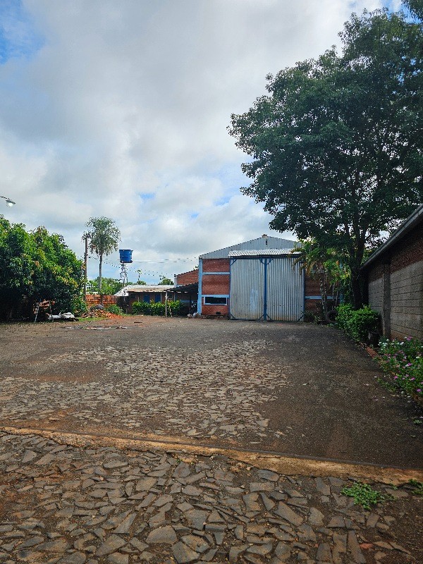 ✅️INVERSIÓN ESTRATÉGICA GARANTIZADA: Exclusivo Inmueble Comercial con Depósito de Alta Capacidad y Oficina Ejecutiva. — foto 2