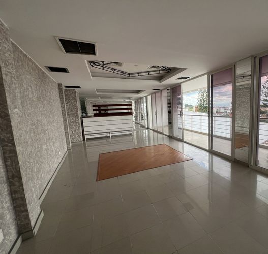 Casa de 8 alcobas en venta en San Pedro, Cali, 340 m² · foto 2 de 24