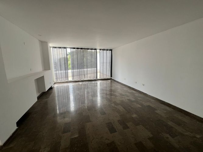 Casa de 8 alcobas en venta en San Pedro, Cali, 340 m² · foto 10 de 24