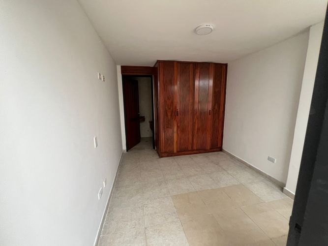 Casa de 8 alcobas en venta en San Pedro, Cali, 340 m² · foto 14 de 24
