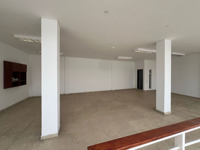Casa de 8 alcobas en venta en San Pedro, Cali, 340 m² · foto 18 de 24