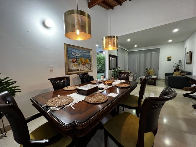 Casa de 4 alcobas en venta en La Morada, Jamundí, 305 m² · foto 3 de 24