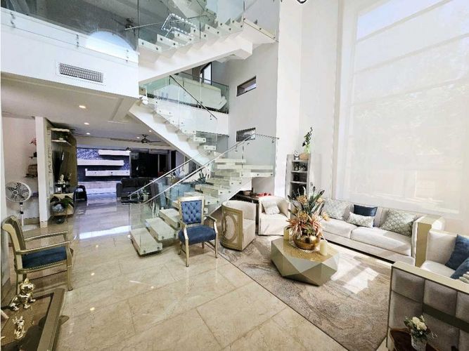 Casa de 5 alcobas en venta en Villa Campestre, Puerto Colombia, 450 m² · foto 3 de 24