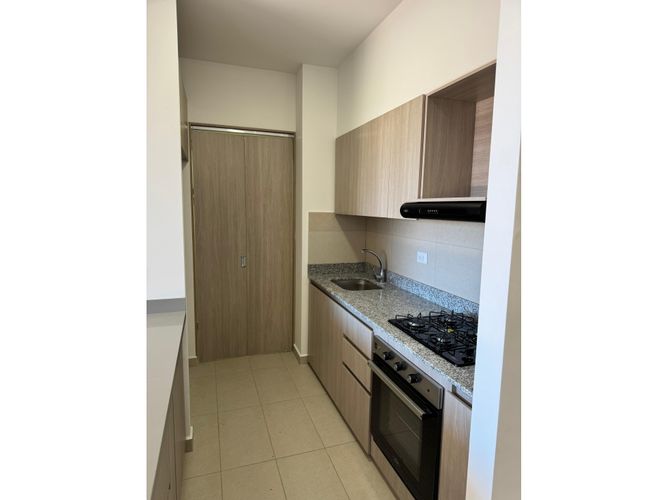 Apartamento de 2 alcobas en venta en El Porvenir, Rionegro, 87 m² · foto 8 de 10