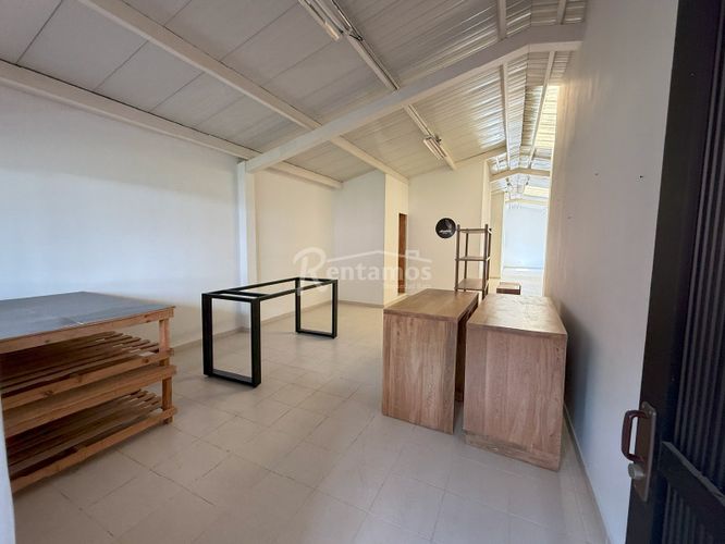 Apartamento de 17 alcobas en arriendo en Manila, Medellín, 870 m² · foto 21 de 22