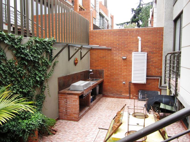 Casa en venta en Bosque De Pinos, Bogotá · foto 2 de 23