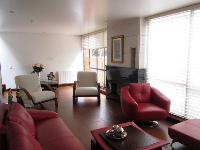 Casa en venta en Bosque De Pinos, Bogotá · foto 7 de 23