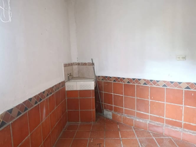 Bodega en venta en Miravalle, Medellín, 350 m² · foto 17 de 24