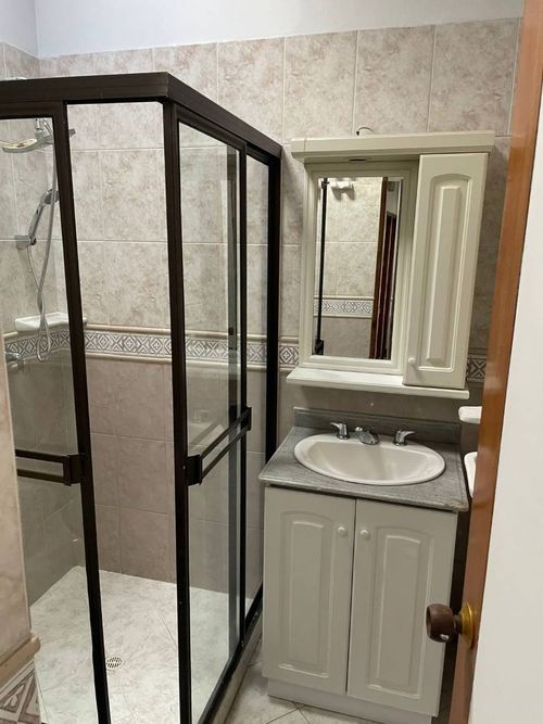 Casa de 5 alcobas en venta en El Diamante No. 2, Medellín, 289 m² · foto 4 de 24